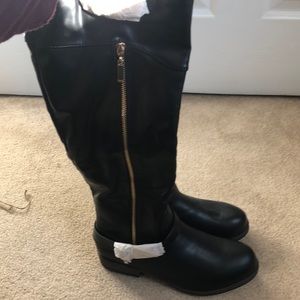 NWT!!! Size 9 tall black boots